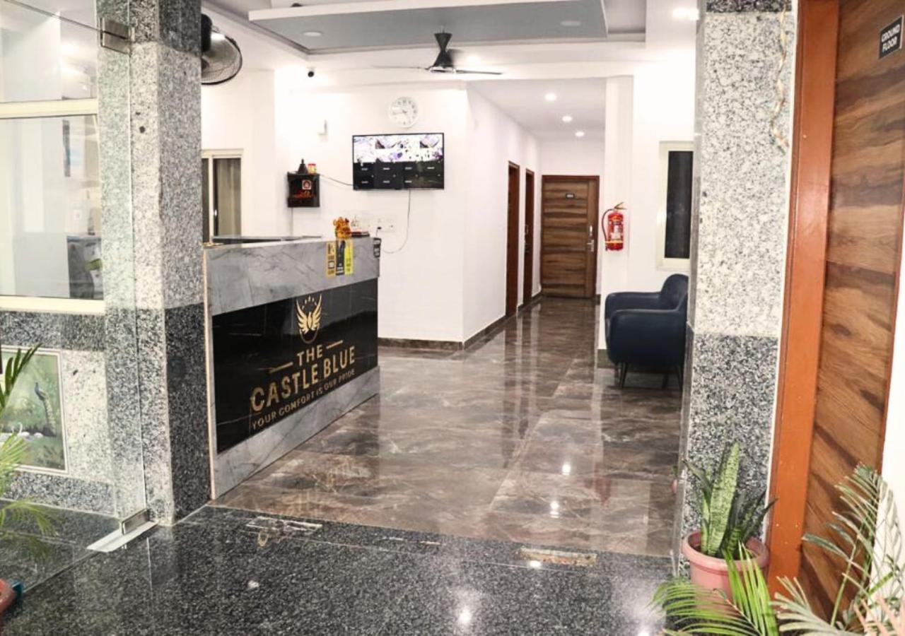 The Castle Blue Hotel Greater Noida Eksteriør billede